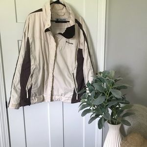Plus size Columbia insulated winter jacket / coat